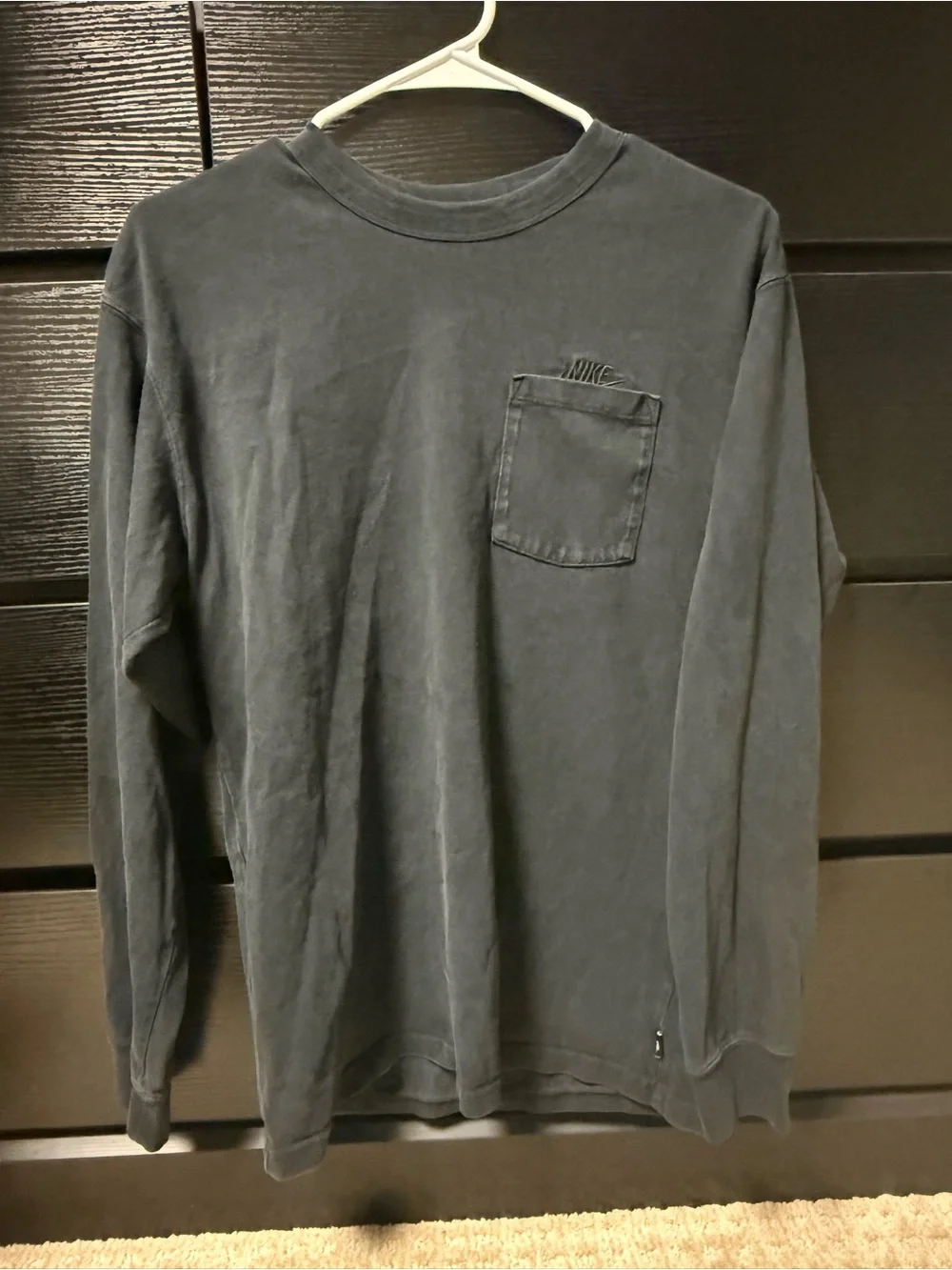 Nike Men's Long-Sleeve Pocket Tee - Charcoal Gray